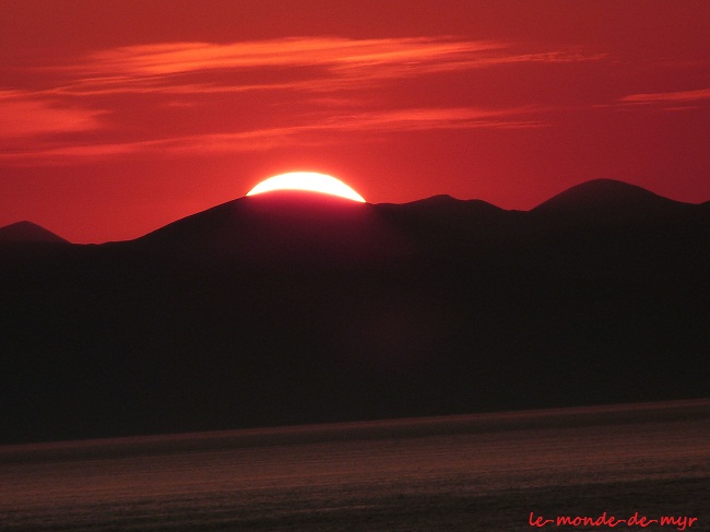 Coucher de soleil sur le détroit des Dardanelles